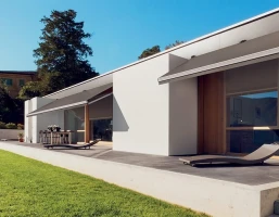 3-(split)-outdoor-folding-arm-awning-01.jpg