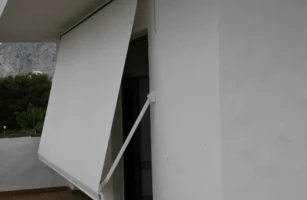 pivot-arm-awnings-6.png