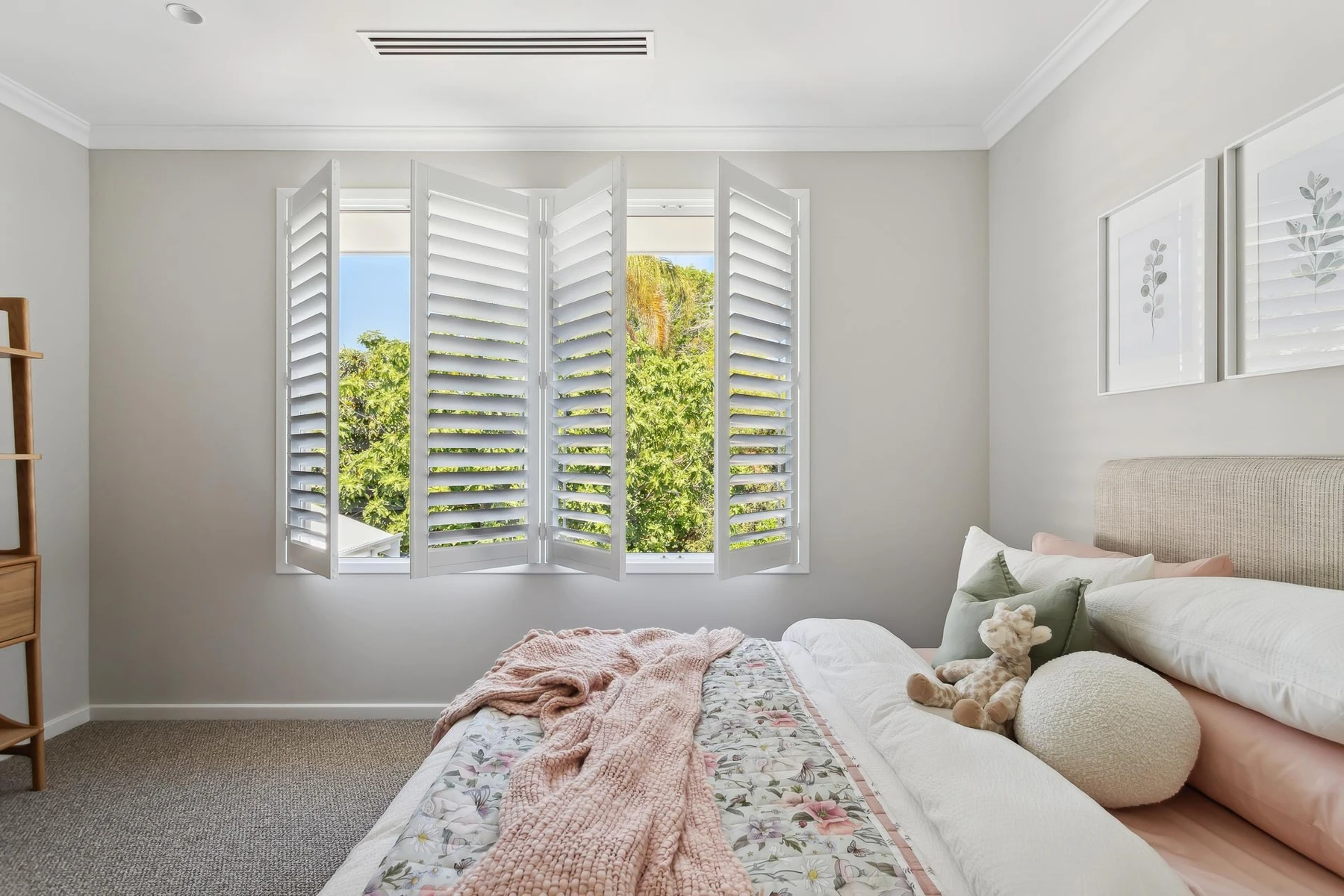 copy-of-web-37-birchwood-avenue,-woodlands-17.jpg