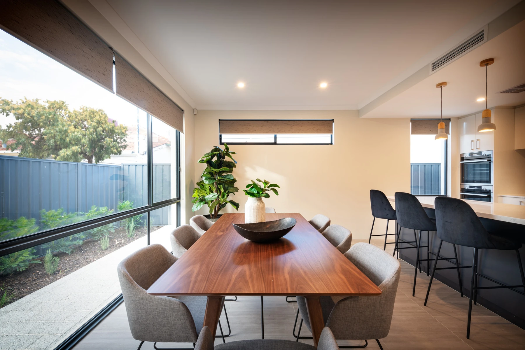 copy-of-dining-1.jpg